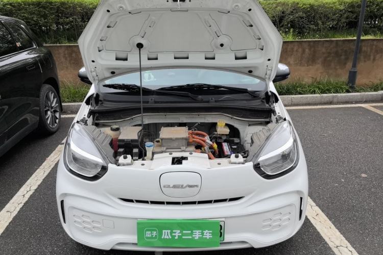 Used Roewe Clever 2022 311km QiQi BoBo Edition Engine Bay