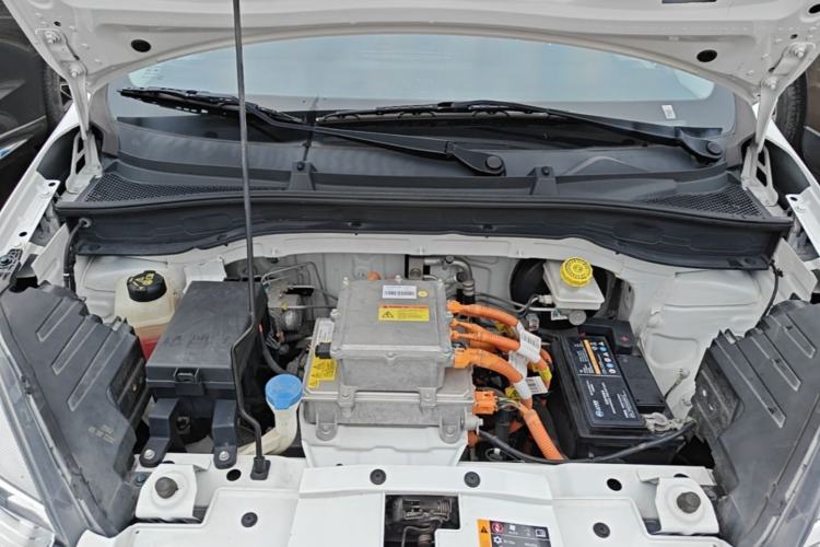 Used Roewe Clever 2022 311km QiQi BoBo Edition Engine Bay
