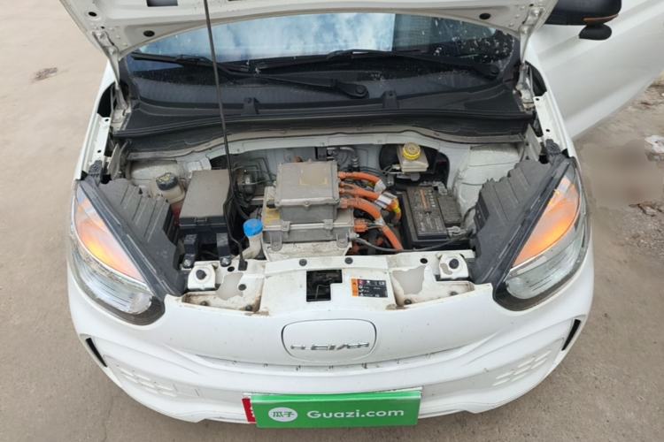 Used Roewe Clever 2022 311km QiQi BoBo Edition Engine Bay
