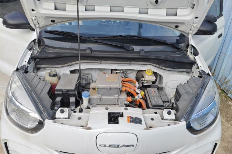 Used Roewe Clever 2022 311km QiQi BoBo Edition Engine Bay