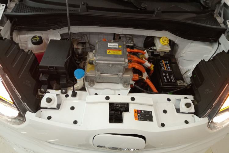 Used Roewe Clever 2022 311km QiQi BoBo Edition Engine Bay