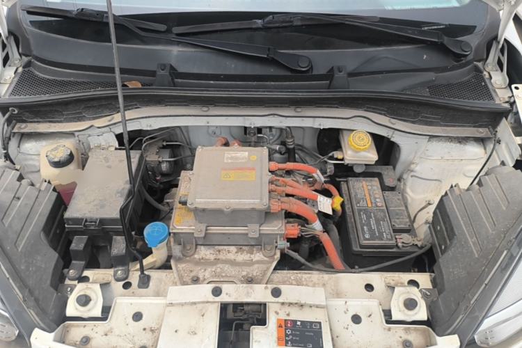 Used Roewe Clever 2022 311km QiQi BoBo Edition Engine Bay