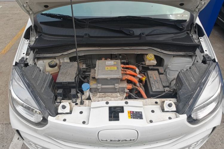 Used Roewe Clever 2022 311km QiQi BoBo Edition Engine Bay