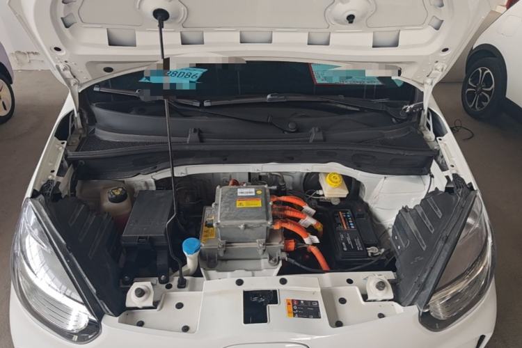 Used Roewe Clever 2022 311km QiQi BoBo Edition Engine Bay