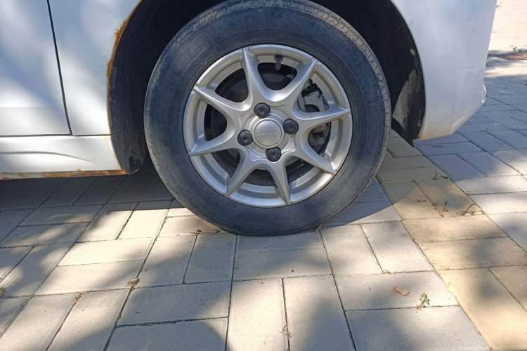 Used Roewe Clever 2022 311km QiQi BoBo Edition Exterior 1