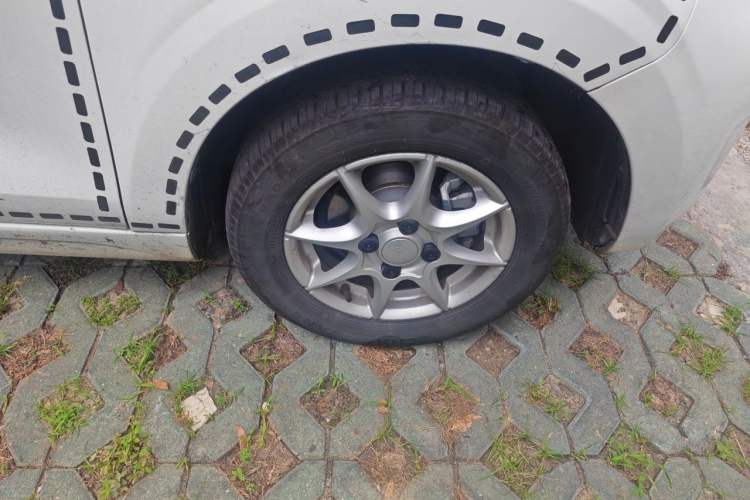 Used Roewe Clever 2022 311km QiQi BoBo Edition Exterior 1