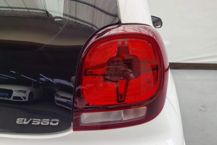Used Roewe Clever 2022 311km QiQi BoBo Edition Exterior 12