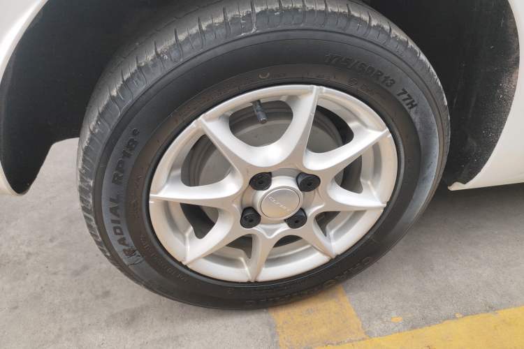 Used Roewe Clever 2022 311km QiQi BoBo Edition Exterior 2