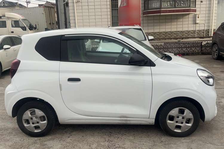 Used Roewe Clever 2022 311km QiQi BoBo Edition Exterior 2