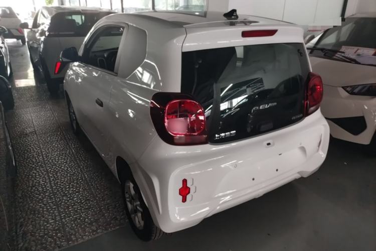 Used Roewe Clever 2022 311km QiQi BoBo Edition Exterior 2