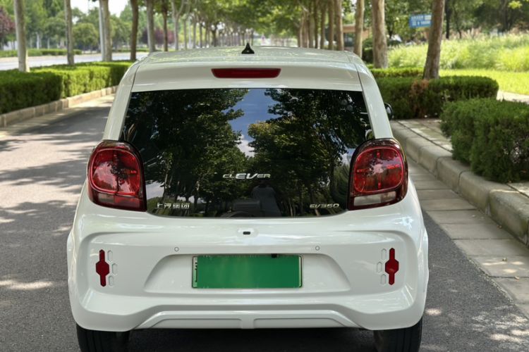 Used Roewe Clever 2022 311km QiQi BoBo Edition Exterior 2
