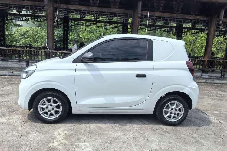 Used Roewe Clever 2022 311km QiQi BoBo Edition Exterior 2