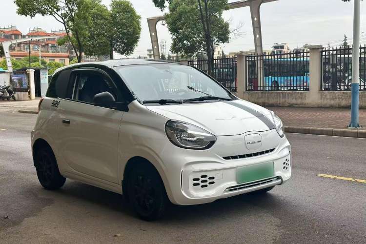 Used Roewe Clever 2022 311km QiQi BoBo Edition Exterior 2