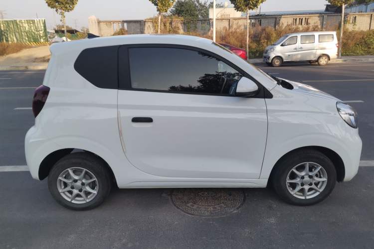 Used Roewe Clever 2022 311km QiQi BoBo Edition Exterior 2