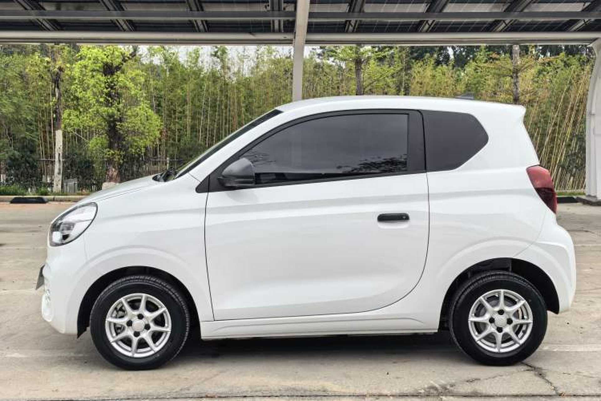 Used Roewe Clever 2022 311km QiQi BoBo Edition Exterior 3