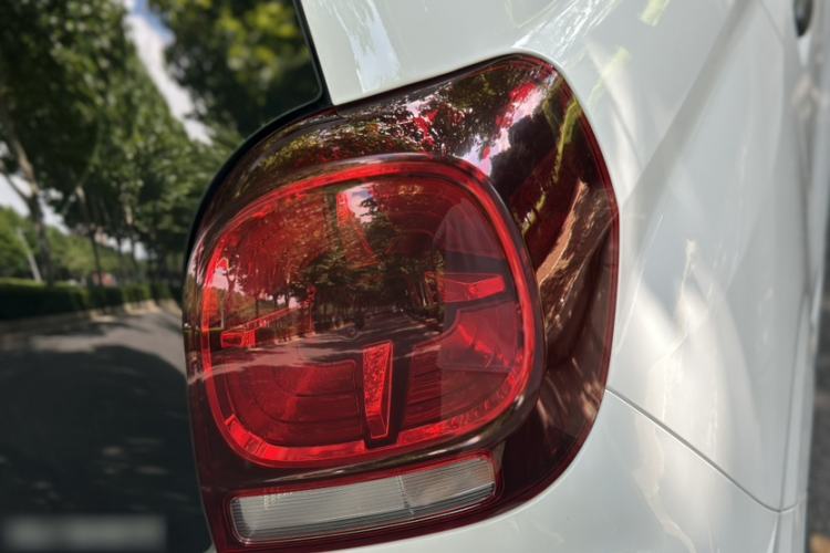 Used Roewe Clever 2022 311km QiQi BoBo Edition Exterior 3