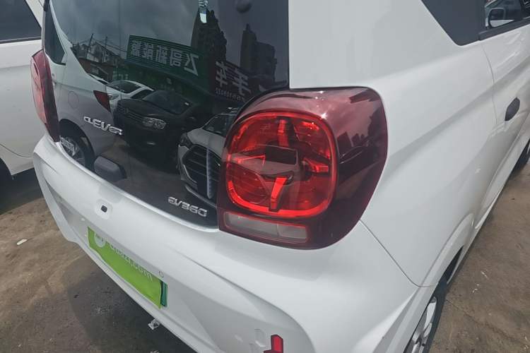 Used Roewe Clever 2022 311km QiQi BoBo Edition Exterior 3