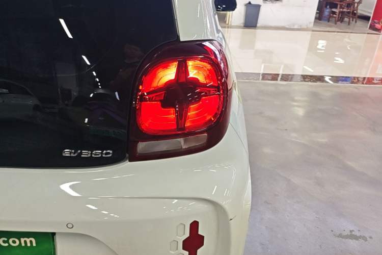 Used Roewe Clever 2022 311km QiQi BoBo Edition Exterior 3