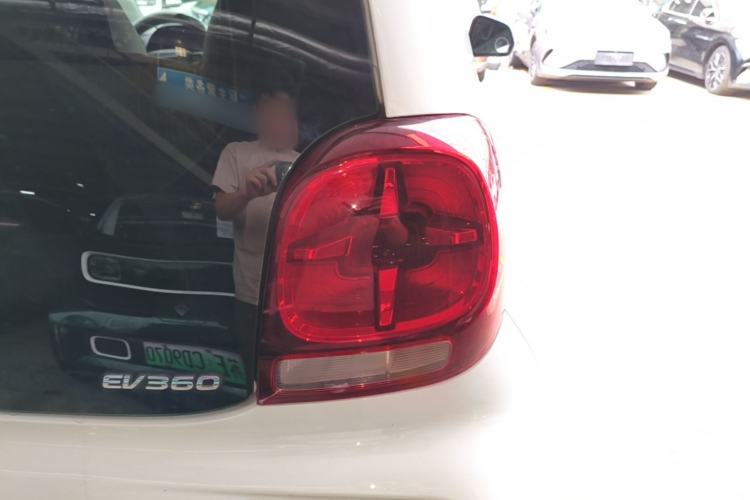 Used Roewe Clever 2022 311km QiQi BoBo Edition Exterior 3