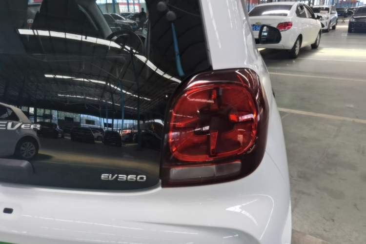 Used Roewe Clever 2022 311km QiQi BoBo Edition Exterior 3
