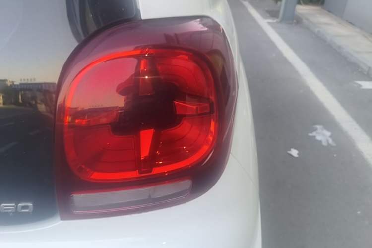 Used Roewe Clever 2022 311km QiQi BoBo Edition Exterior 3