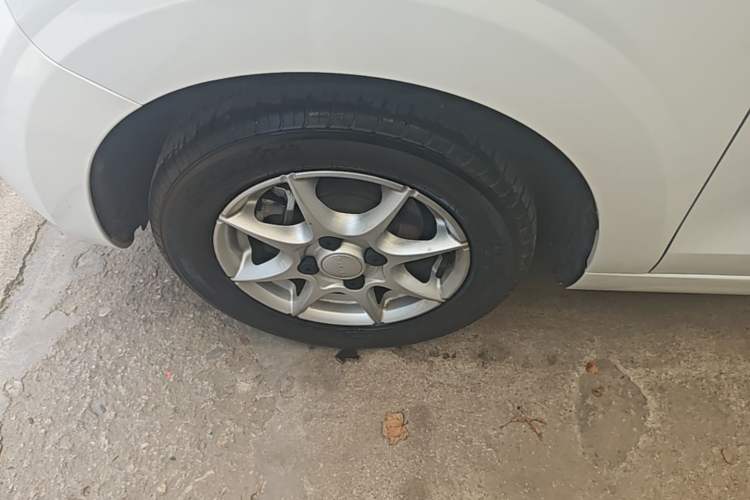Used Roewe Clever 2022 311km QiQi BoBo Edition Exterior 4