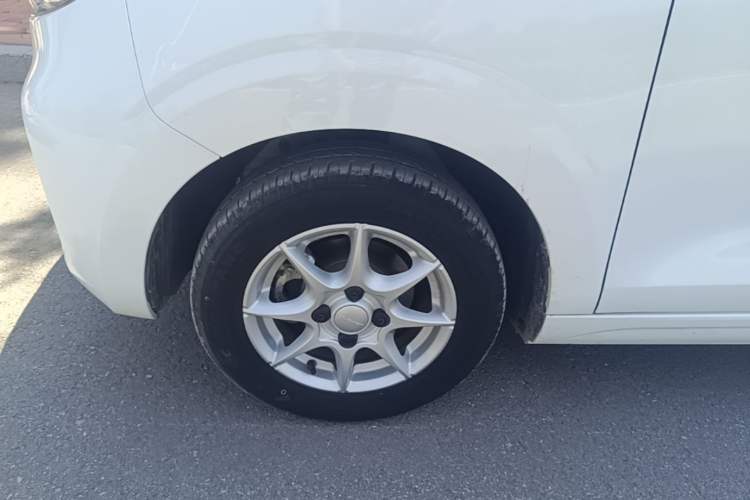 Used Roewe Clever 2022 311km QiQi BoBo Edition Exterior 4