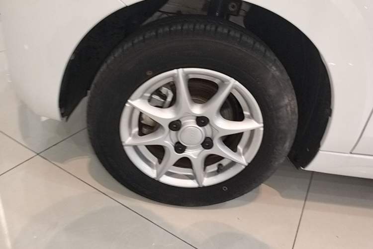 Used Roewe Clever 2022 311km QiQi BoBo Edition Exterior 4