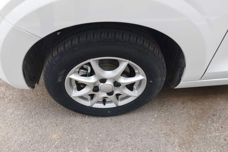 Used Roewe Clever 2022 311km QiQi BoBo Edition Exterior 4
