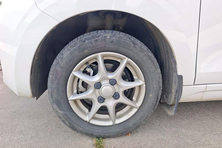 Used Roewe Clever 2022 311km QiQi BoBo Edition Exterior 4