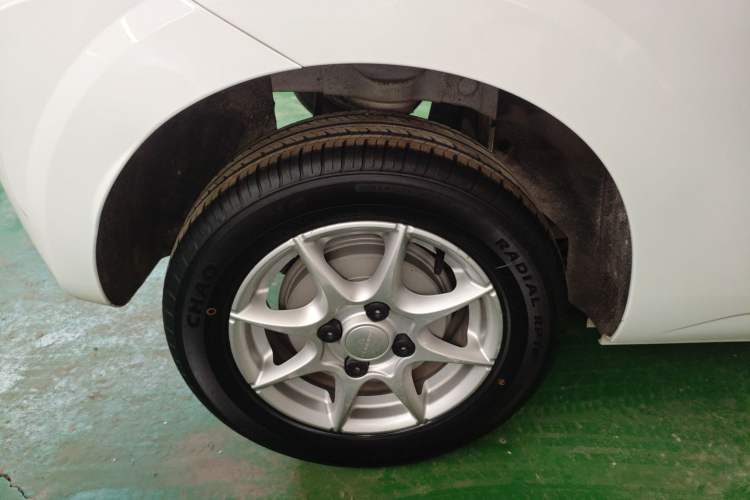 Used Roewe Clever 2022 311km QiQi BoBo Edition Exterior 5