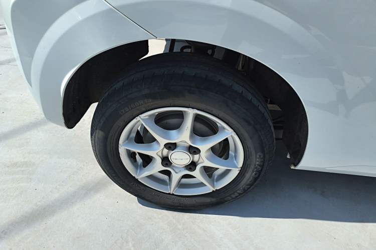 Used Roewe Clever 2022 311km QiQi BoBo Edition Exterior 5