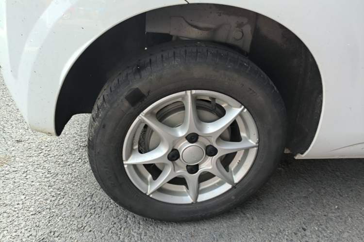 Used Roewe Clever 2022 311km QiQi BoBo Edition Exterior 5