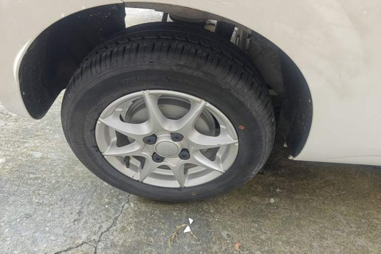 Used Roewe Clever 2022 311km QiQi BoBo Edition Exterior 5