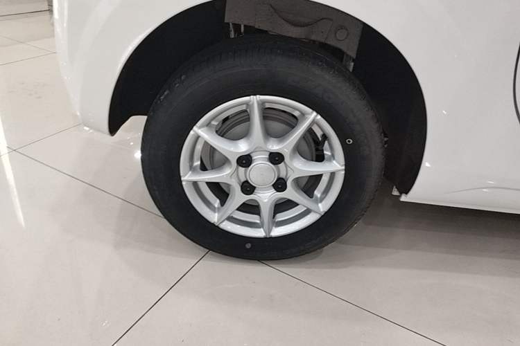Used Roewe Clever 2022 311km QiQi BoBo Edition Exterior 5