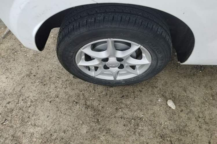 Used Roewe Clever 2022 311km QiQi BoBo Edition Exterior 5