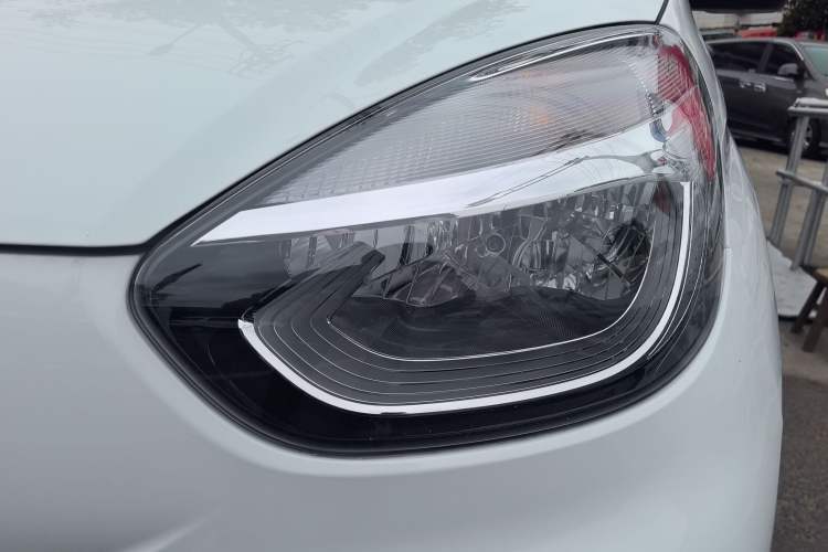 Used Roewe Clever 2022 311km QiQi BoBo Edition Exterior 5