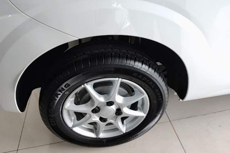 Used Roewe Clever 2022 311km QiQi BoBo Edition Exterior 5