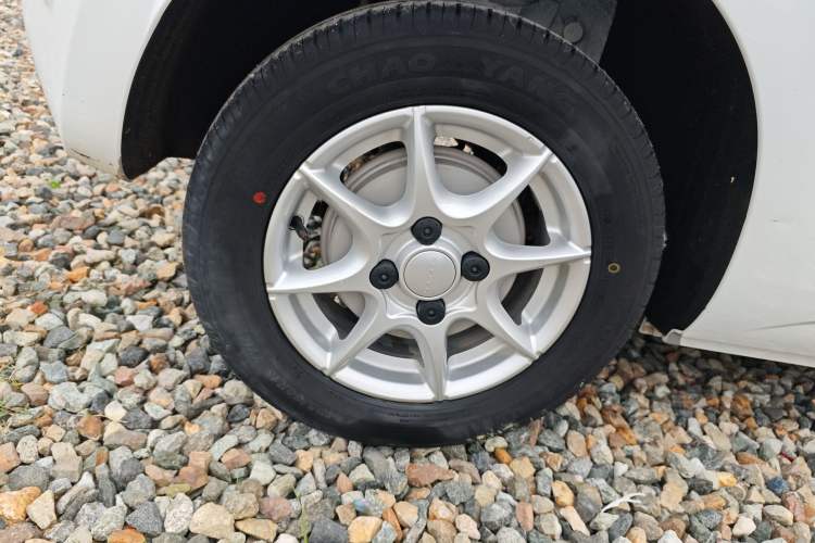 Used Roewe Clever 2022 311km QiQi BoBo Edition Exterior 5