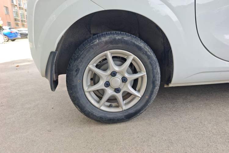 Used Roewe Clever 2022 311km QiQi BoBo Edition Exterior 5