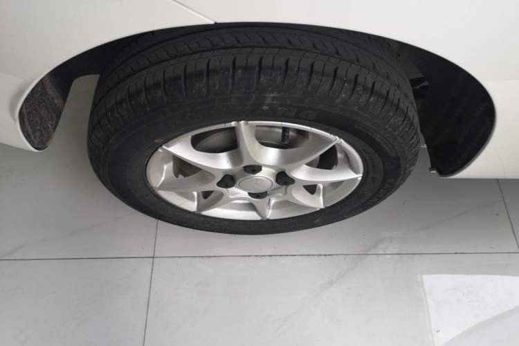 Used Roewe Clever 2022 311km QiQi BoBo Edition Exterior 5