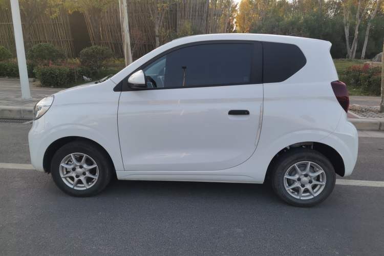 Used Roewe Clever 2022 311km QiQi BoBo Edition Exterior 5