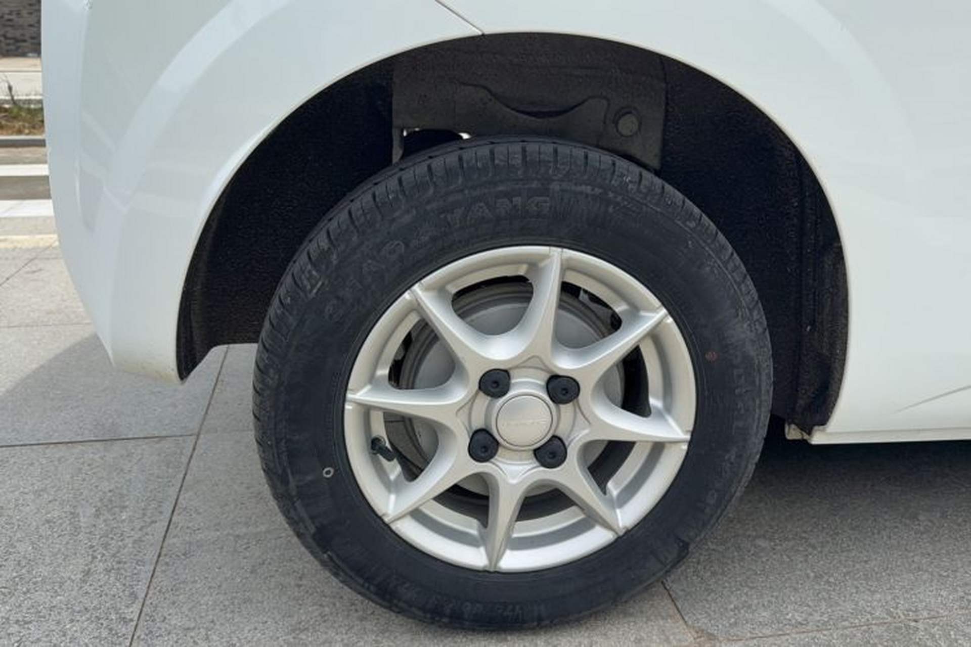 Used Roewe Clever 2022 311km QiQi BoBo Edition Exterior 5