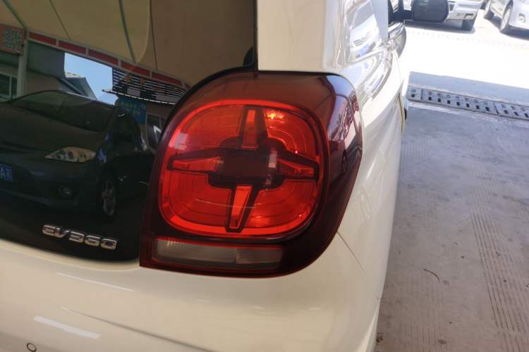 Used Roewe Clever 2022 311km QiQi BoBo Edition Exterior 6