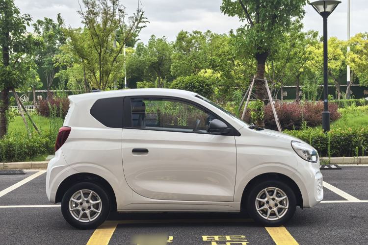 Used Roewe Clever 2022 311km QiQi BoBo Edition Exterior 8