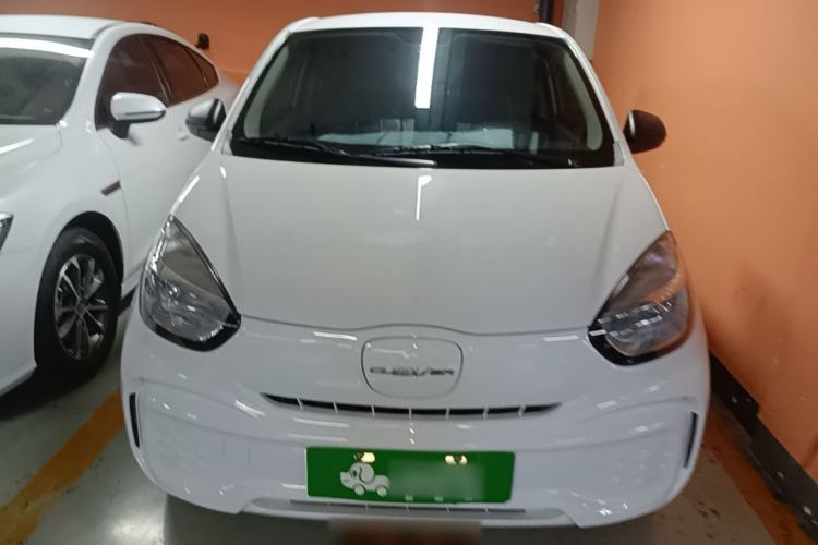 Used Roewe Clever 2022 311km QiQi BoBo Edition Front