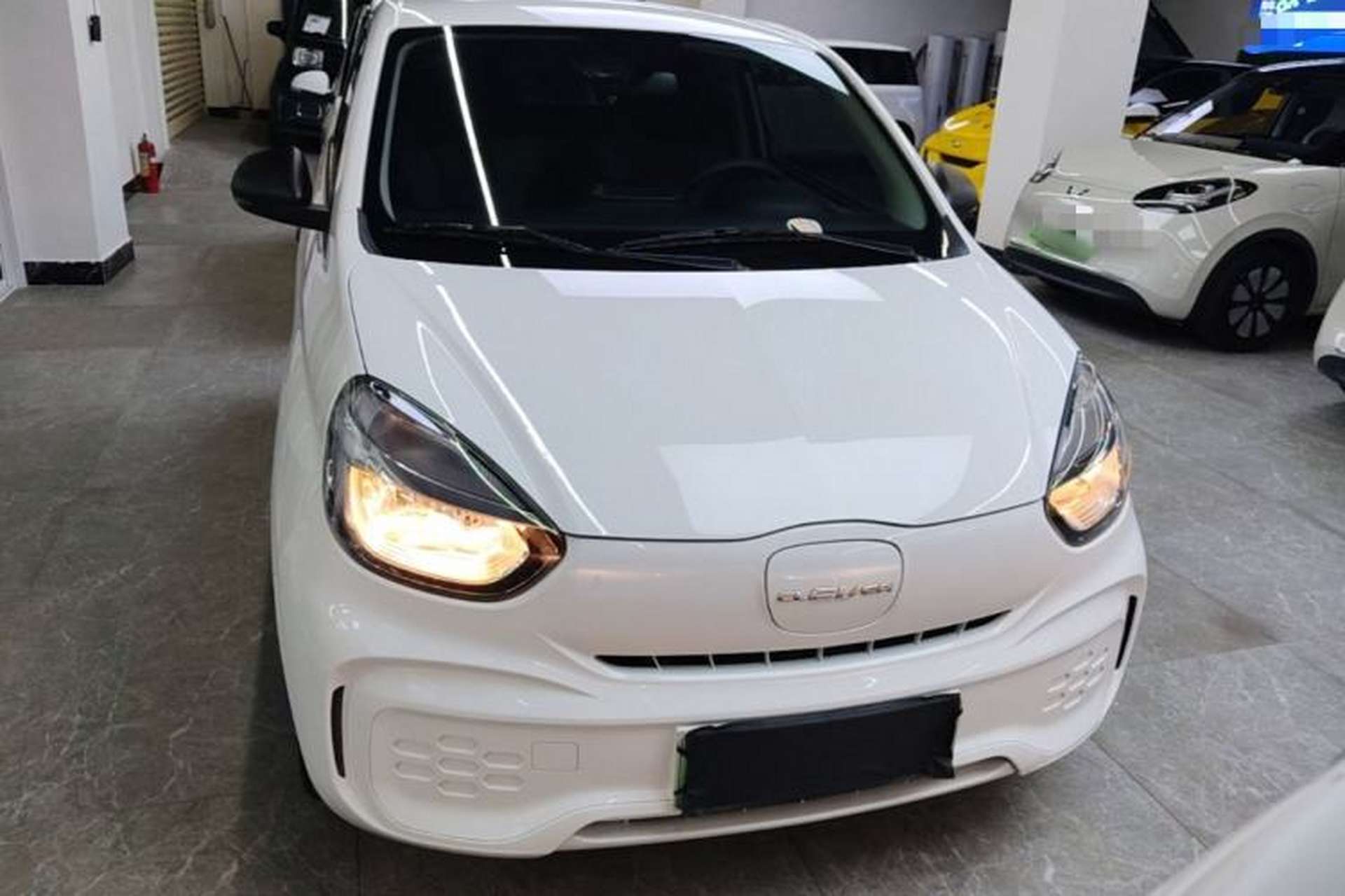 Used Roewe Clever 2022 311km QiQi BoBo Edition Front