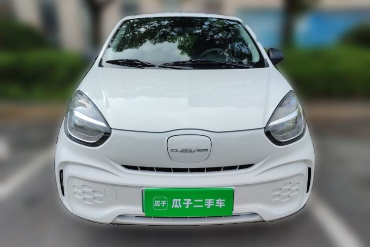 Used Roewe Clever 2022 311km QiQi BoBo Edition Front