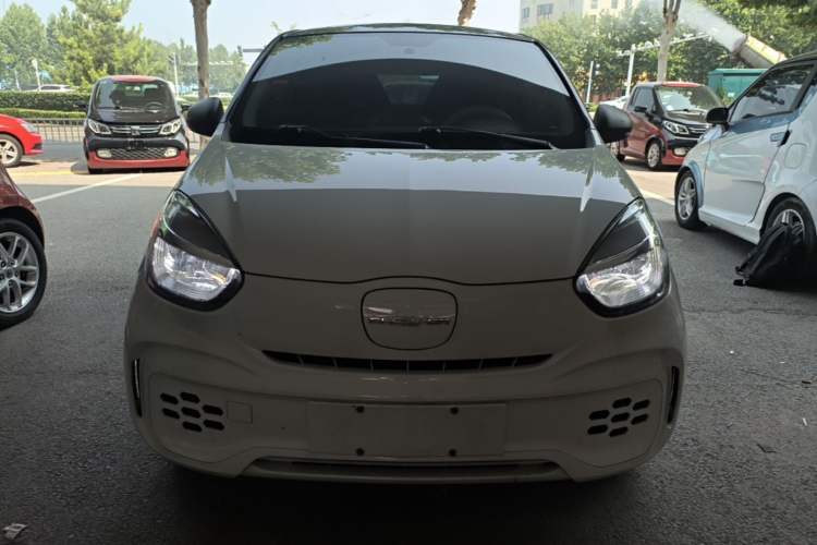 Used Roewe Clever 2022 311km QiQi BoBo Edition Front