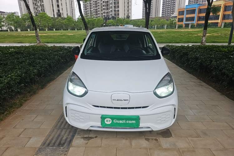 Used Roewe Clever 2022 311km QiQi BoBo Edition Front